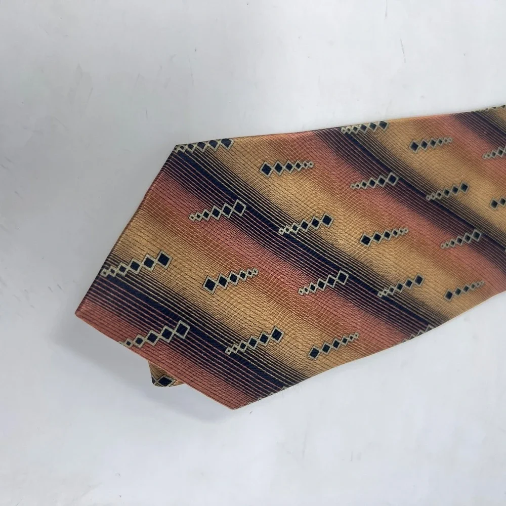 Blacker by Stanley Blacker 100%‎ Silk Men's Tie Lightweight Geometric Design